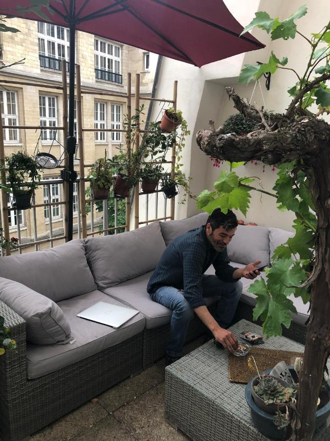 With Terrace In Center - Montorgueil District Appartamento